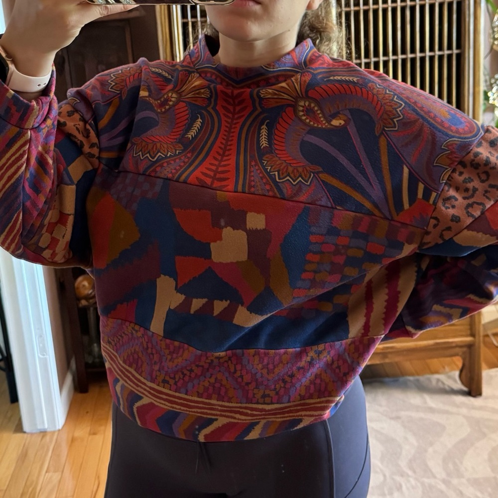 FARM Rio Multicolor Abstract Patterned Sweater - Picture 3 of 10